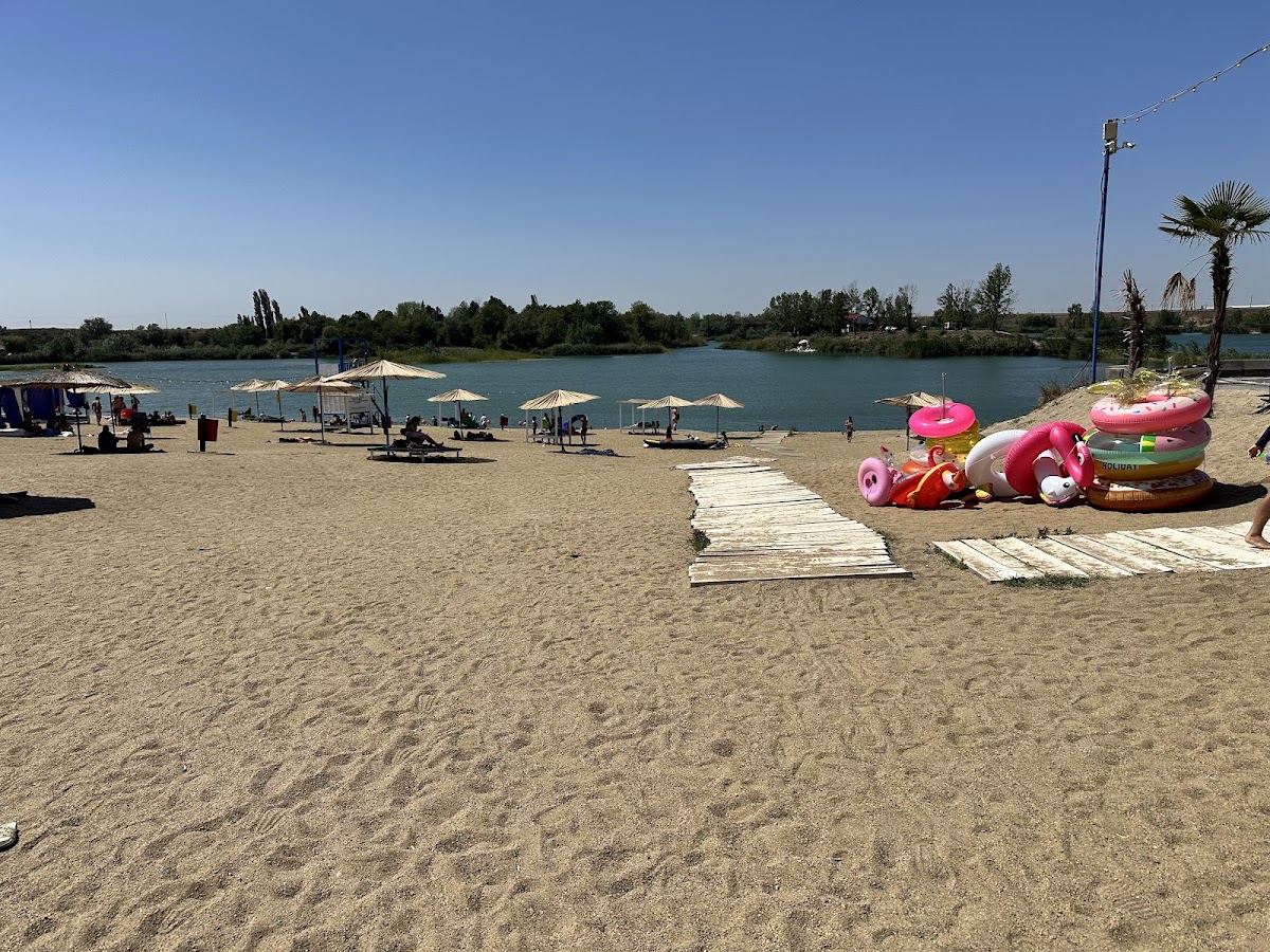 Photo of Ghioroc Lake