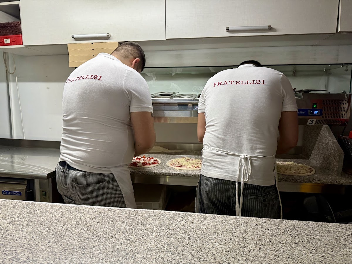 Foto von Fratelli 21,Pizza pe vatra.