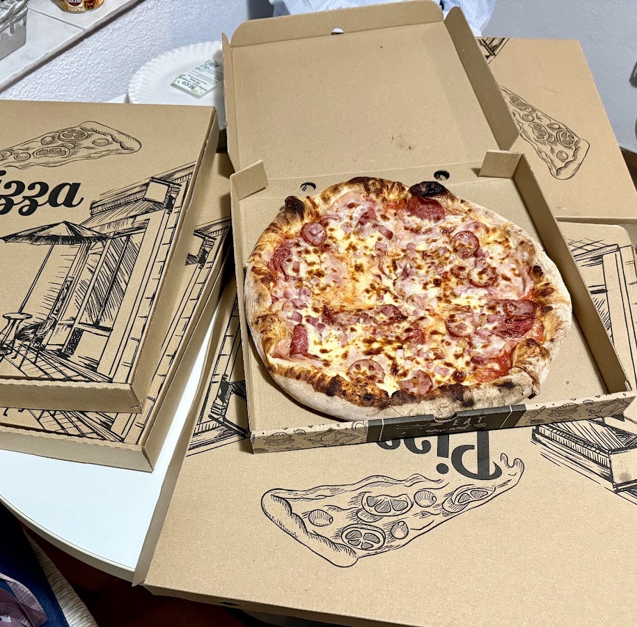 Foto von Fratelli 21,Pizza pe vatra.