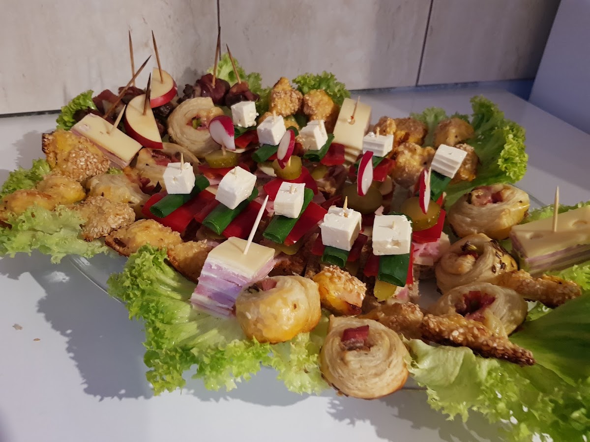 Foto von Aperitive festive Jojo