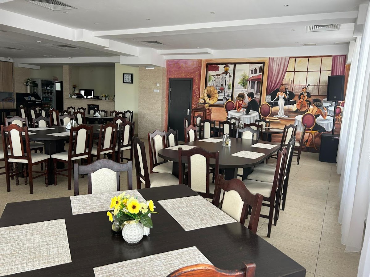 Photo de IRINA RESTAURANT&MORE