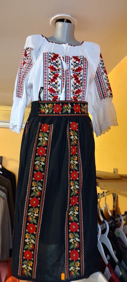 Photo of Sara Fashion