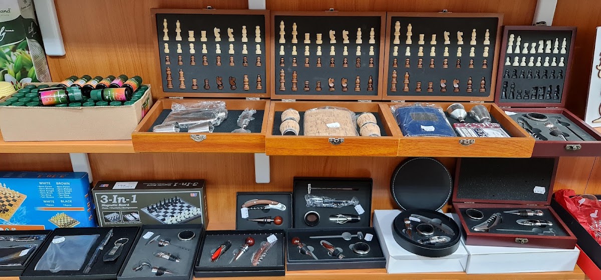 Foto von Foto Enigma Printing Center & Gift Shop