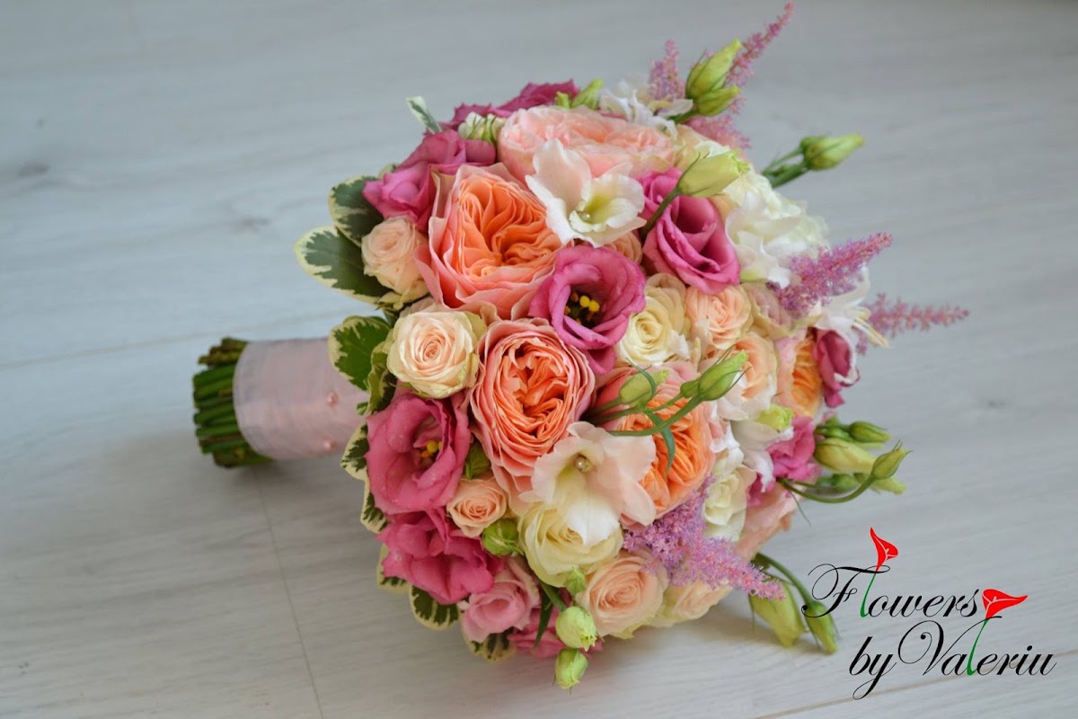 Foto von Flowers by Valeriu