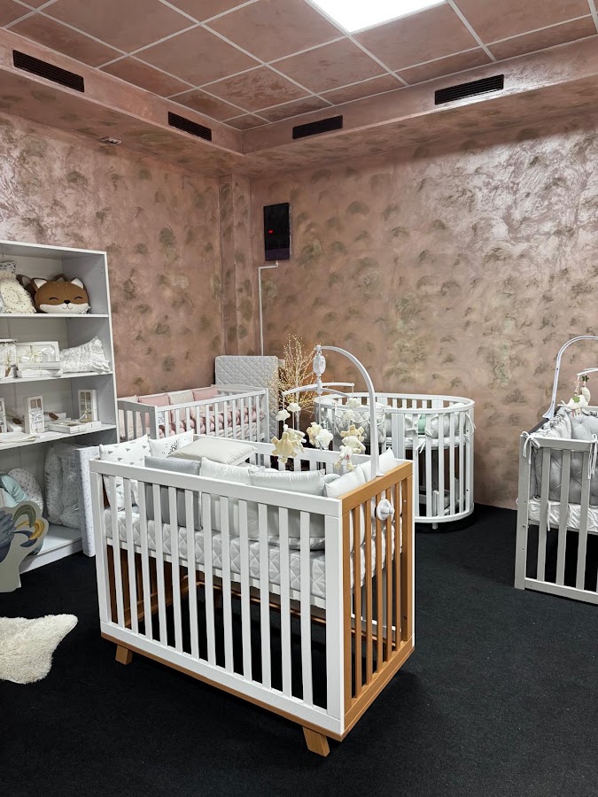 Foto von Strong Wood Baby