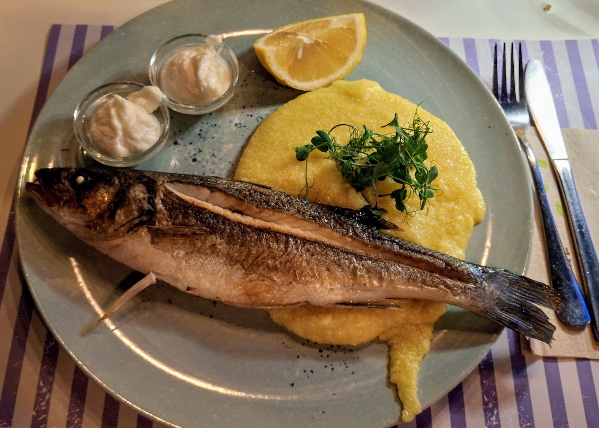 Foto di Blue Acqua Restaurant - Faleza Mamaia