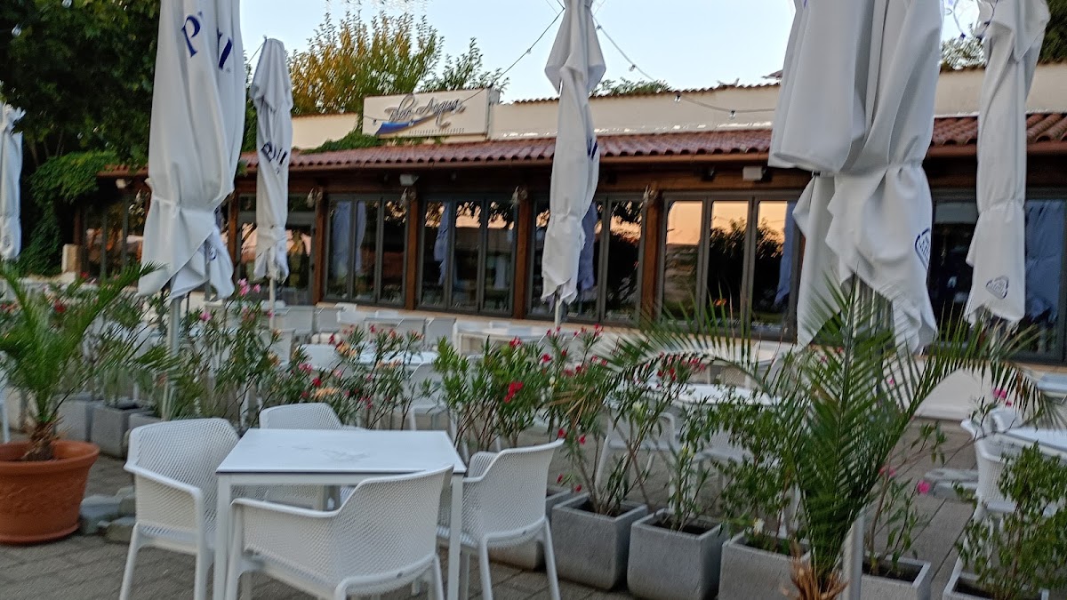 Foto von Blue Acqua Restaurant - Mamaia Lac