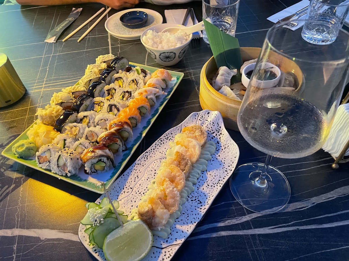 Foto von Zen Sushi Eleven