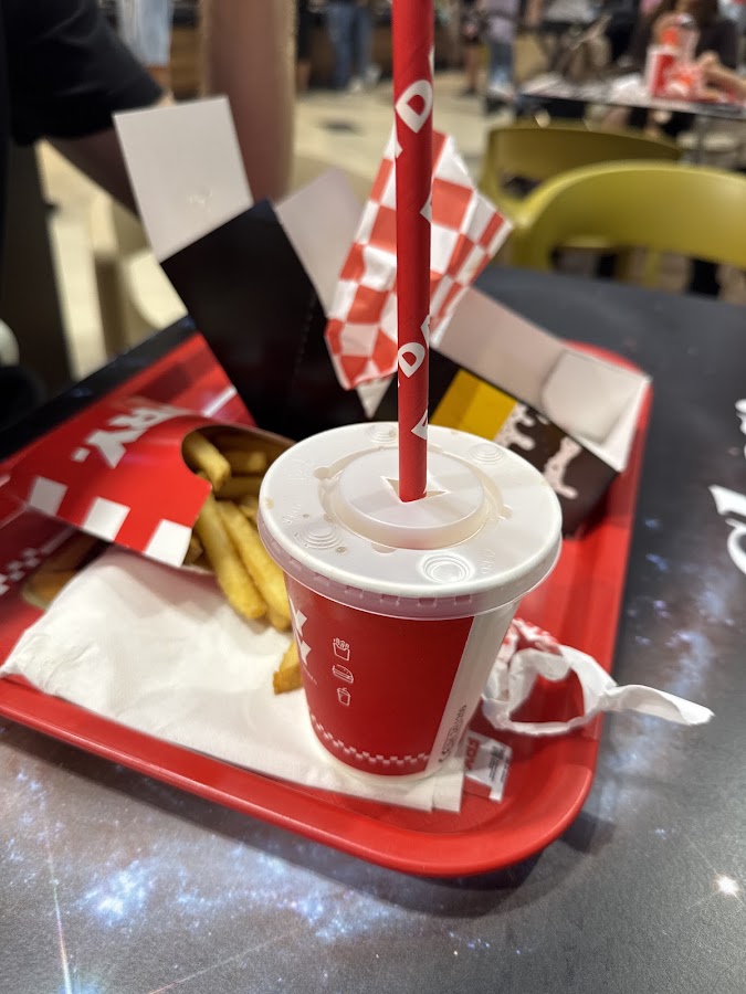 Foto von FRYDAY CITY PARK MALL CONSTANTA