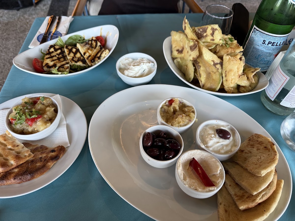 Foto von Aleka`s Greek Taverna