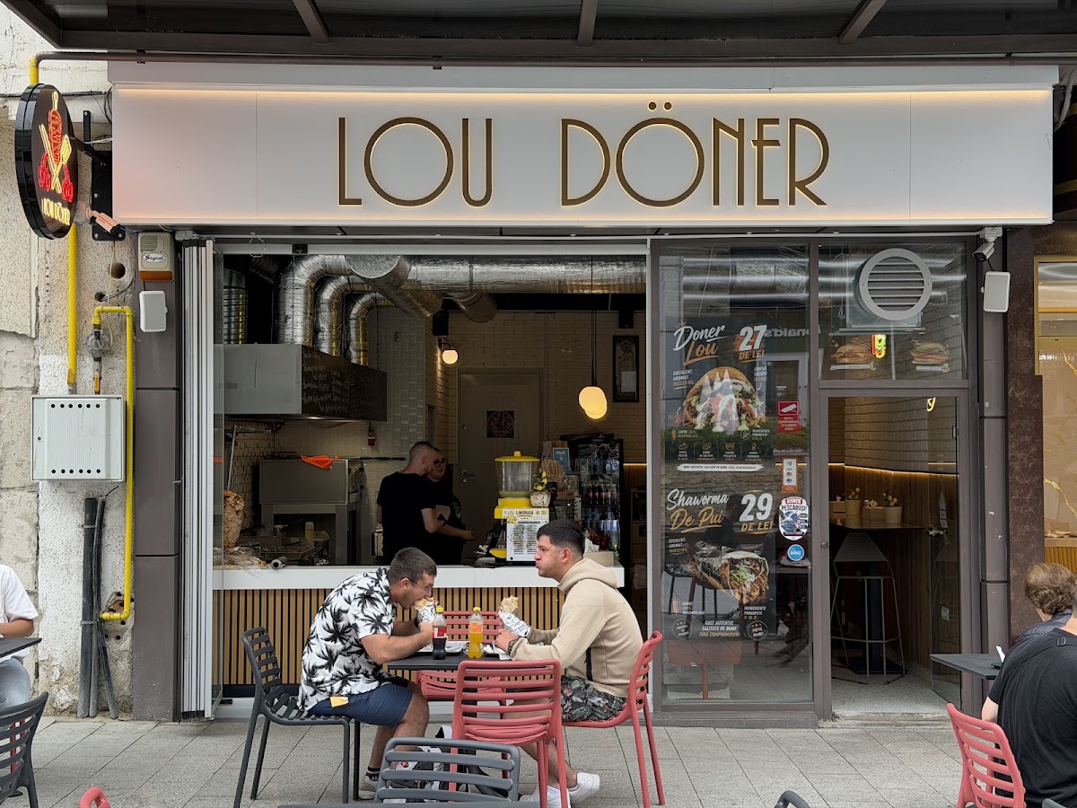 Fotografie de Lou Doner