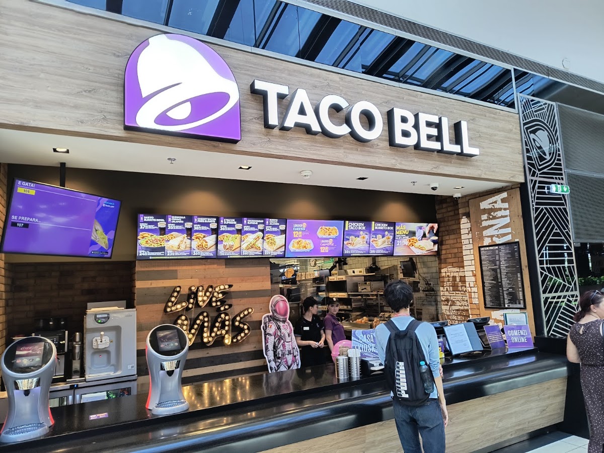 Foto von Taco Bell City Park Mall Constanța