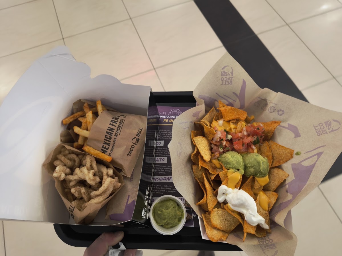 Foto von Taco Bell City Park Mall Constanța