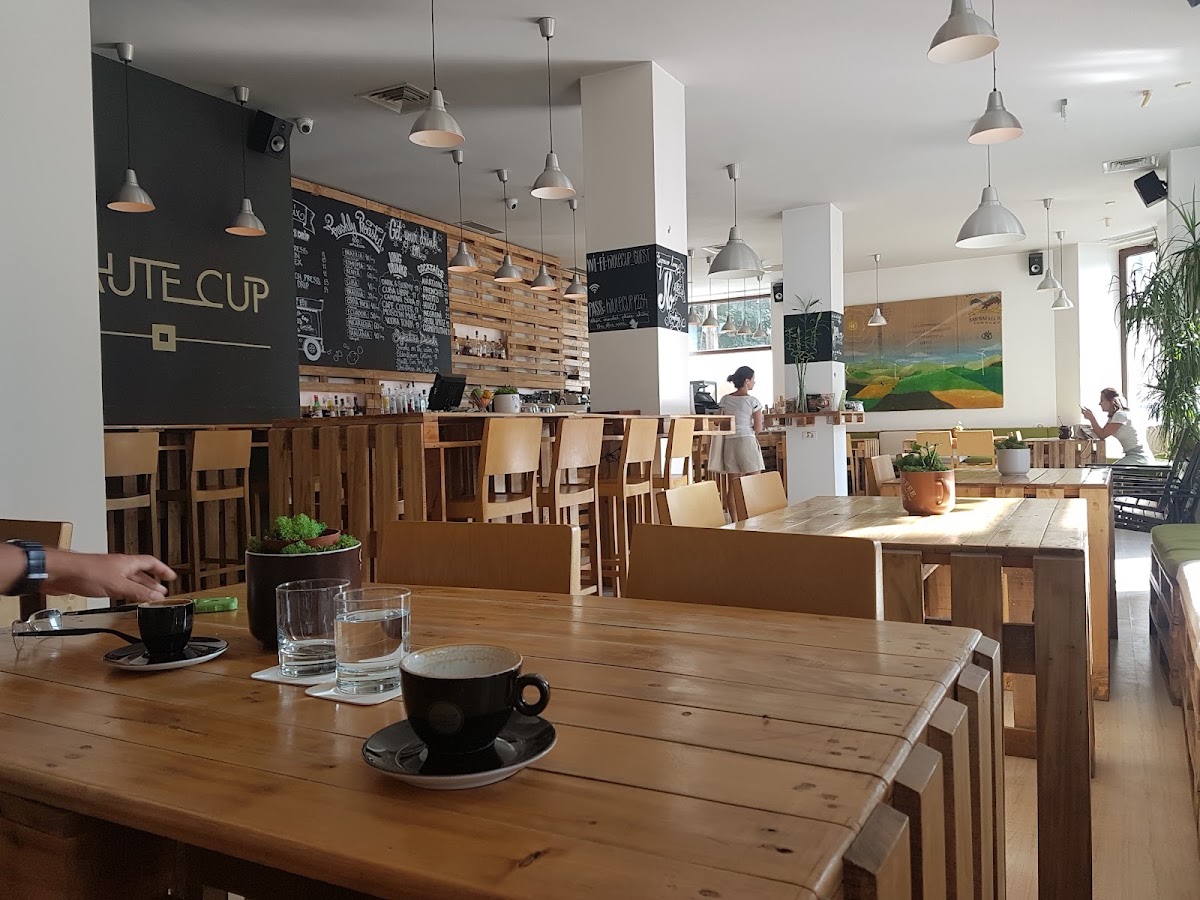 Photo of Haute Cup
