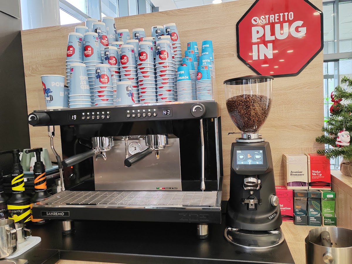 Fotografie cu Plug In Coffee - Leroy Bacău