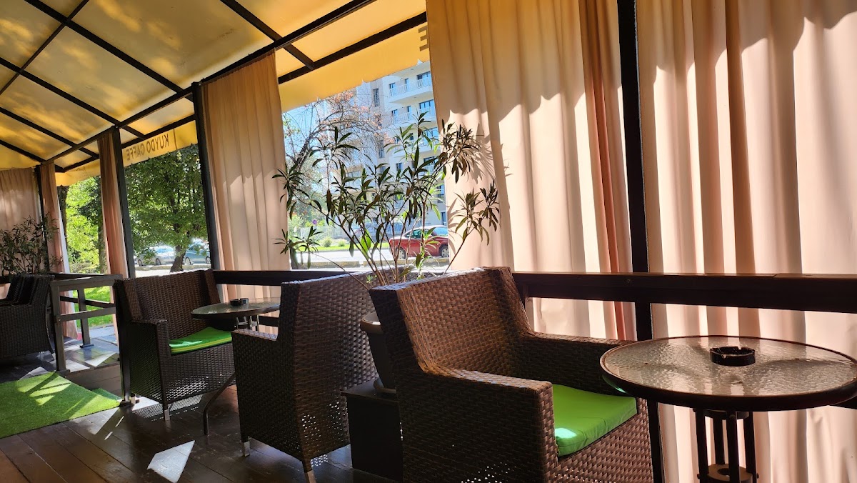 Foto von Kuydo Cafe & Bar